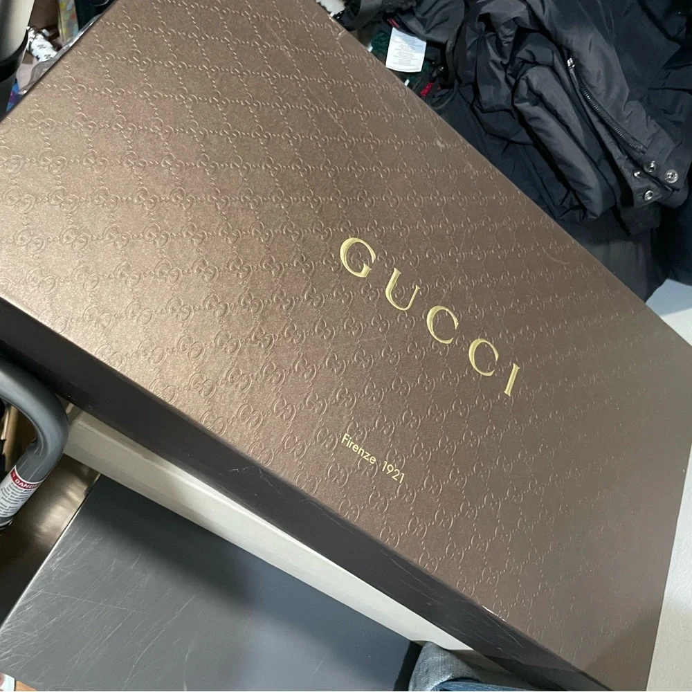 Gucci Leather boots with Gold accents - Picture 3 of 8